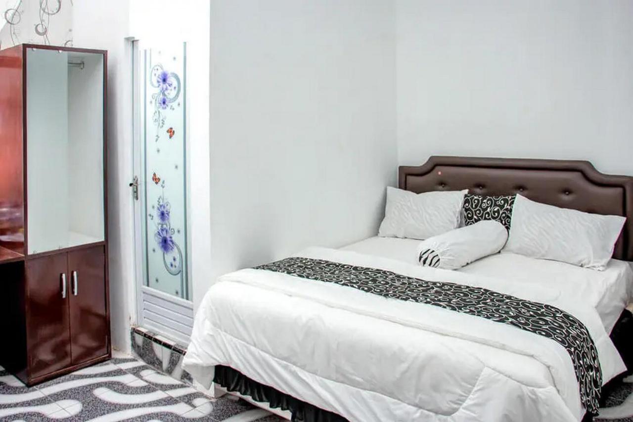 Samar Wulu Guest House Syariah Mitra Reddoorz Near Ketapang Ketapang  Exteriör bild